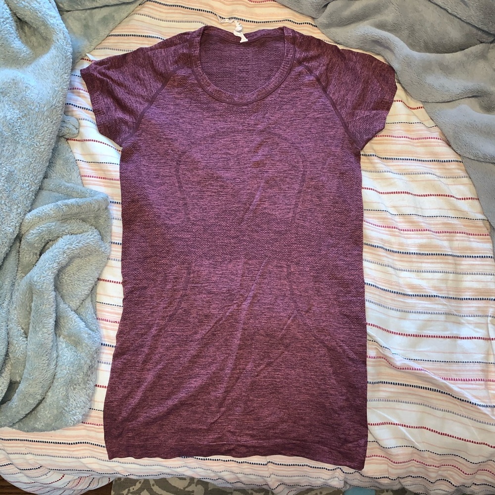 women’s lululemon swifty tech shirt